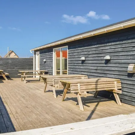 Ferienhaus 4 Star In *