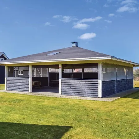 4 Star In Thyborøn