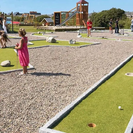 4 Star In Ferienhaus *